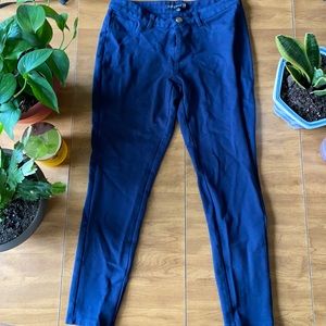 Stretchy jeggings!!🌺